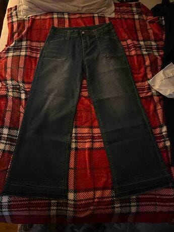 Customer photo review of Women's Wide Leg Denim Jeans