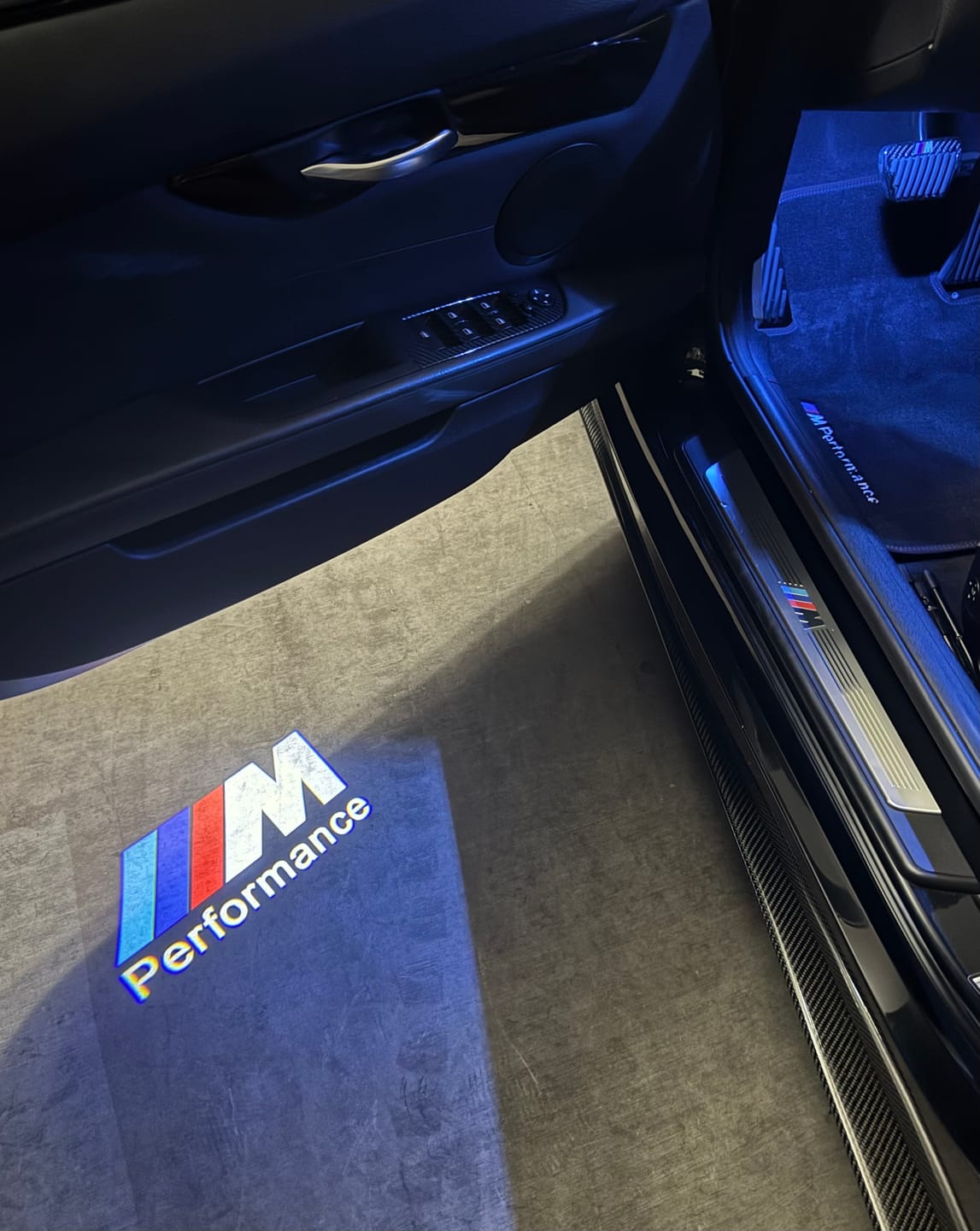 Customer photo review of BMW LED DOOR LIGHTS