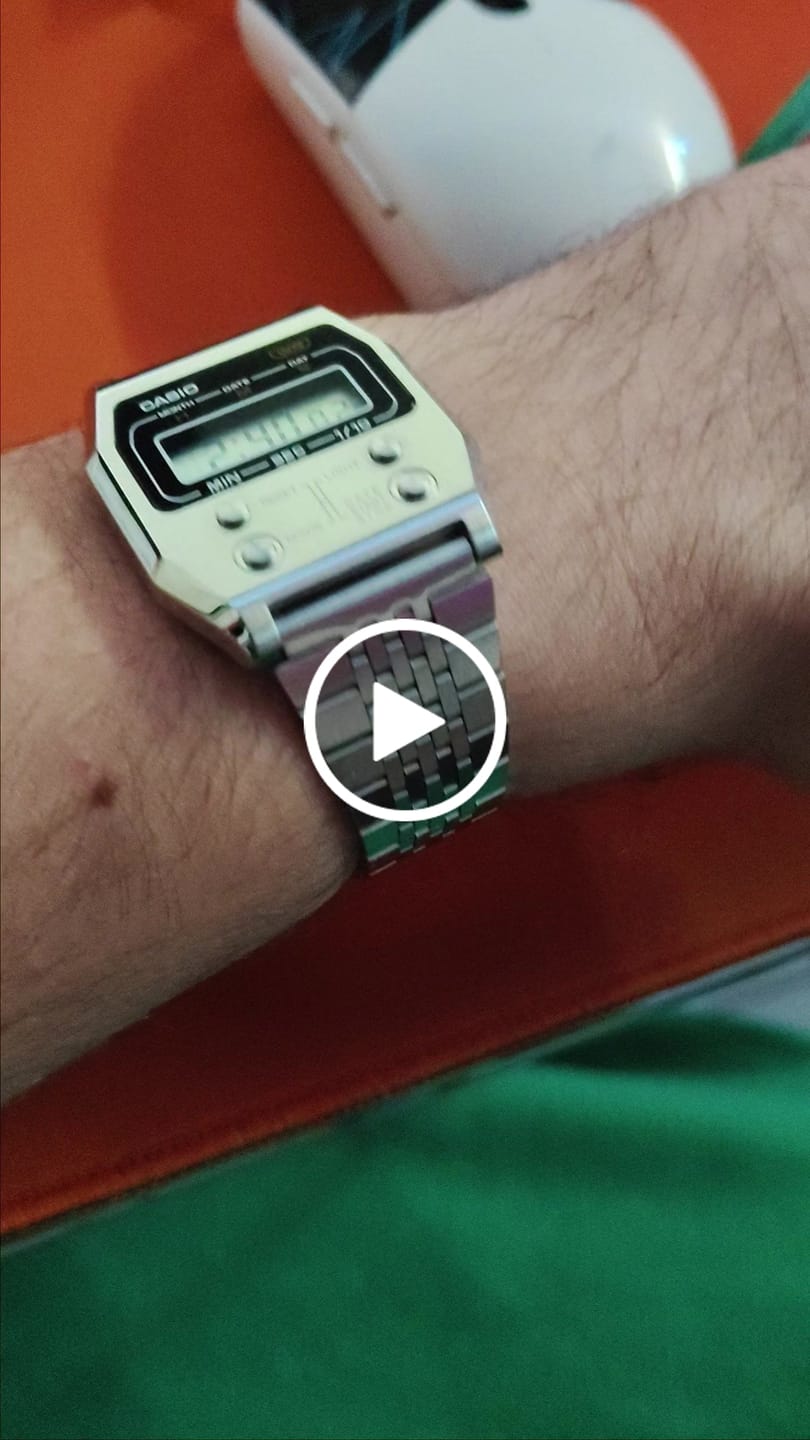 Customer video review of Reloj Casio Vintage A1100D-1DF Caja Metálica Reedición 1978