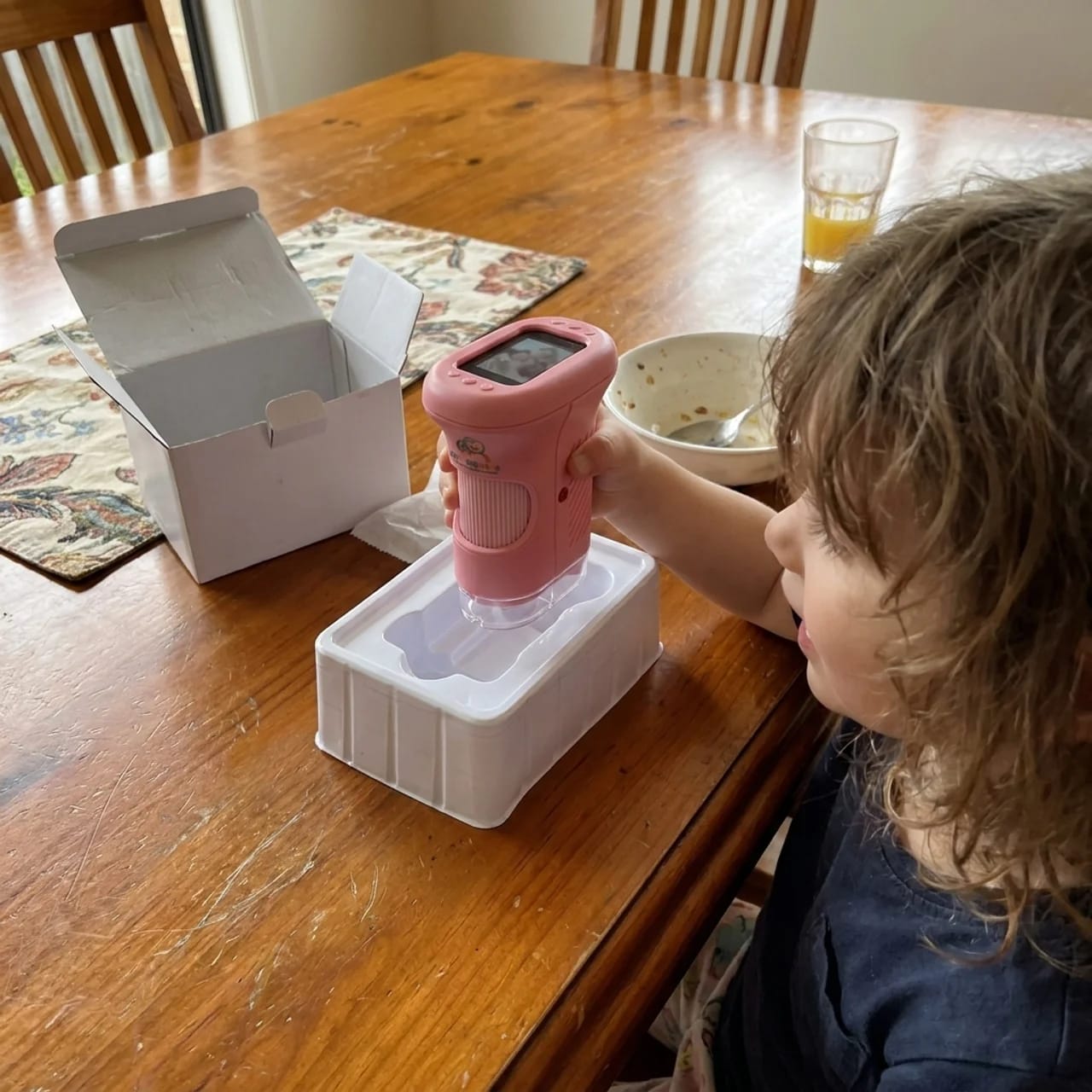 Customer photo review of Micromates Kids Microscope