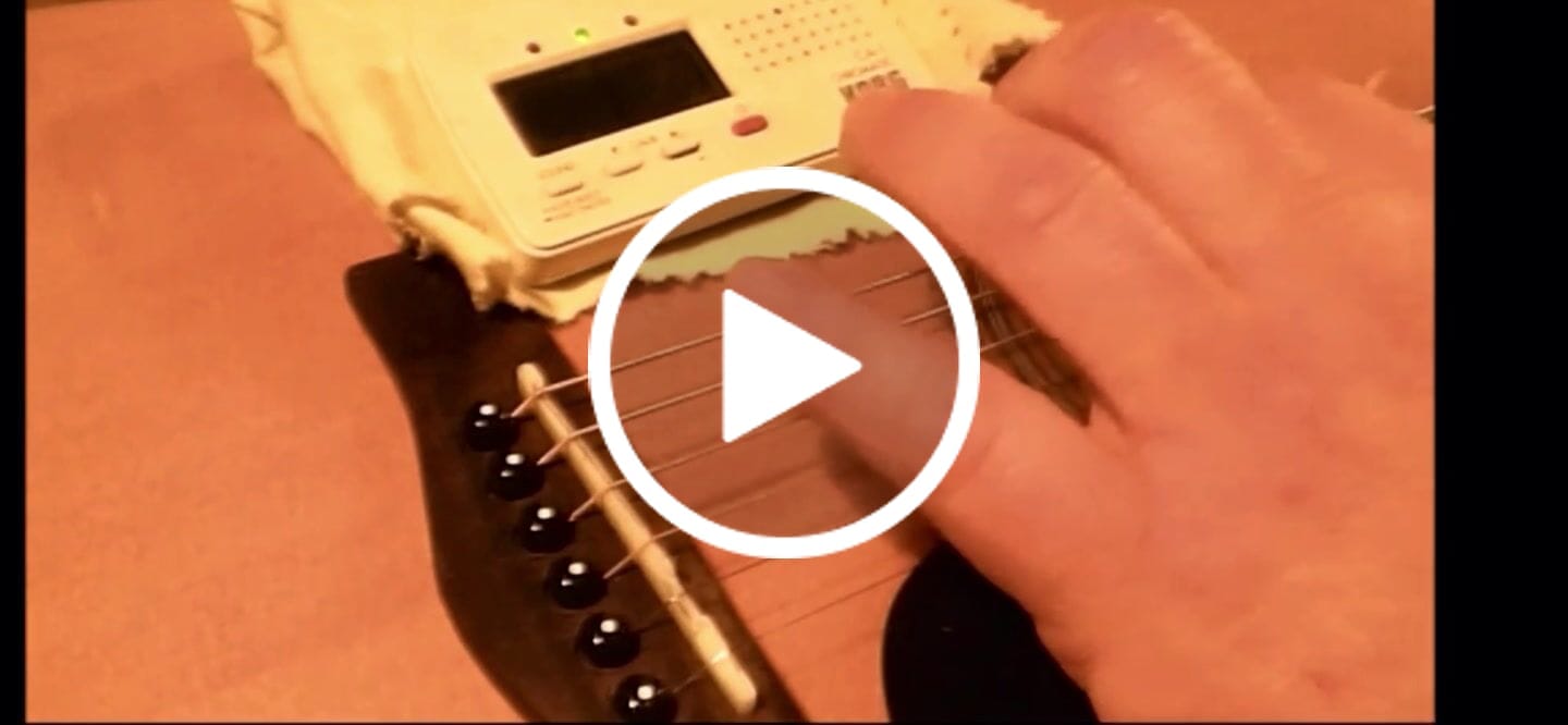 Customer video review of Hosco Compensated Saddle for Gibson Style Acoustic Guitars - Bleached Bone (71x11x3.3mm)
