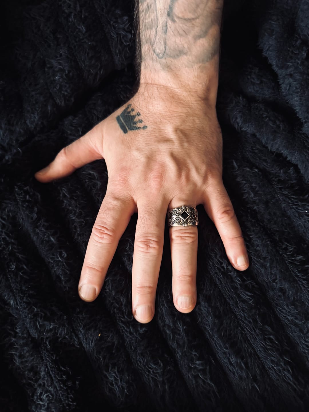 Customer photo review of Vintage Engraved Silver Ring