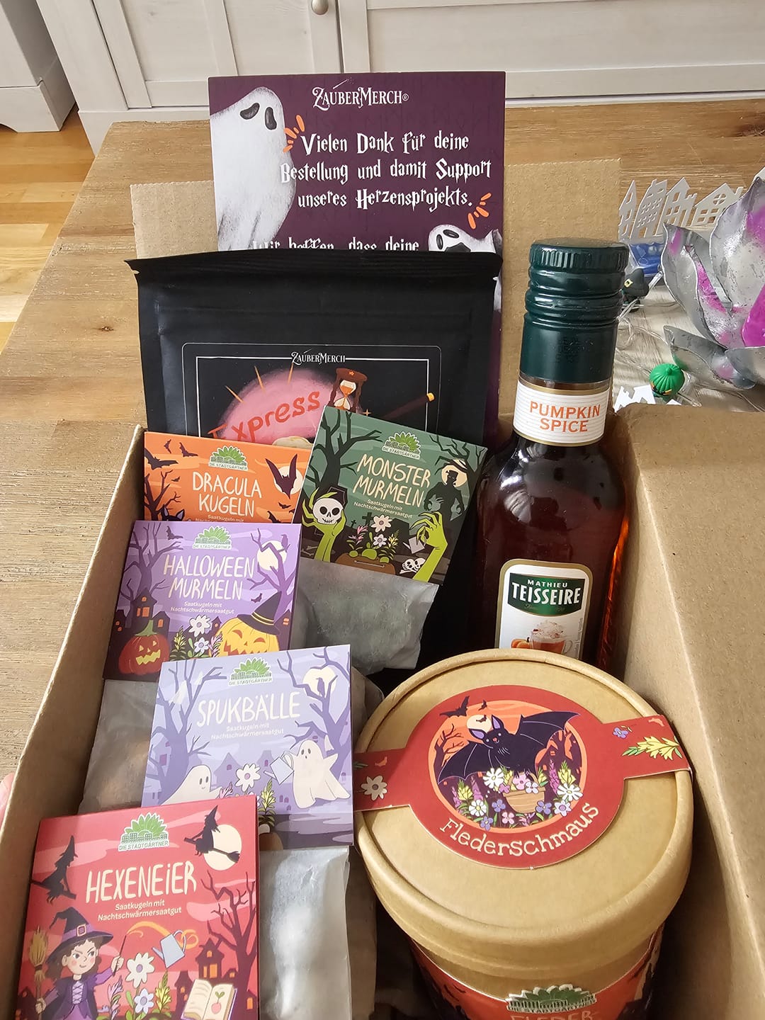 Customer photo review of Packaging
