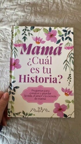 Customer photo review of Papá, Mamá, Abuelo, Abuela — ¿Cuál es tu Historia?