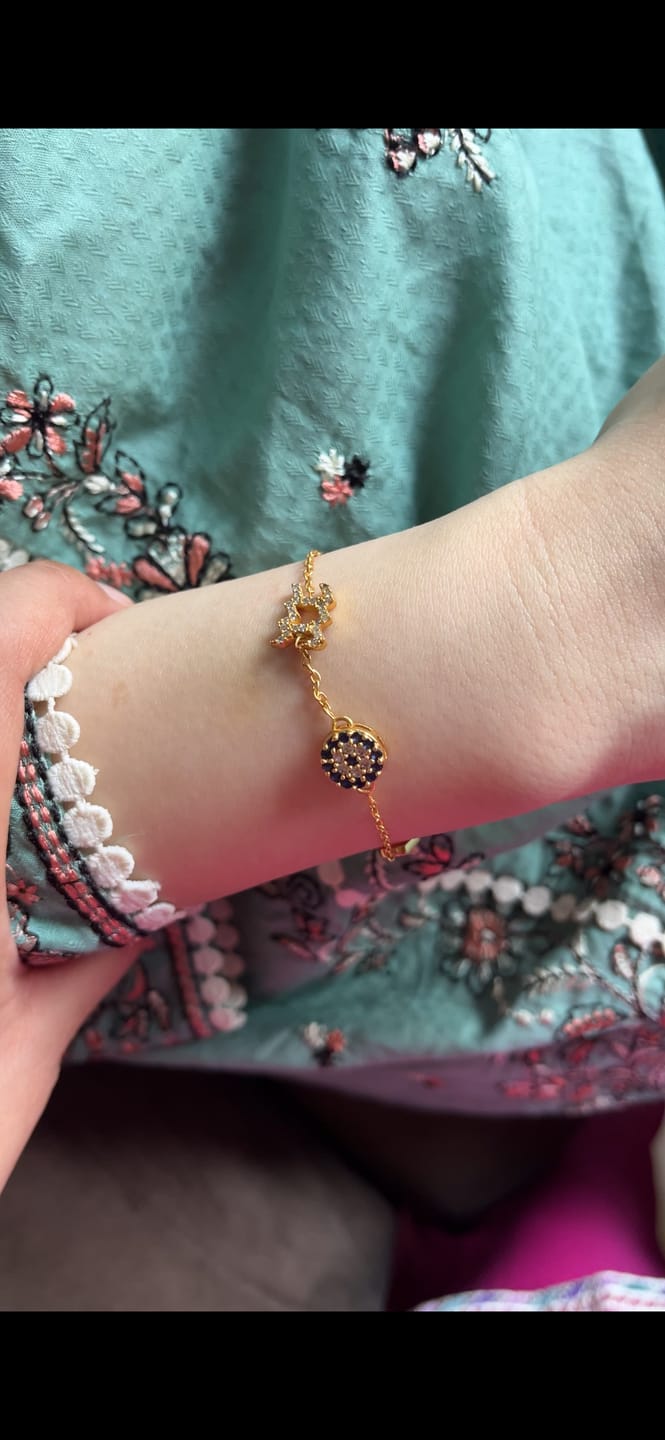Customer photo review of Bellaire Bracelet