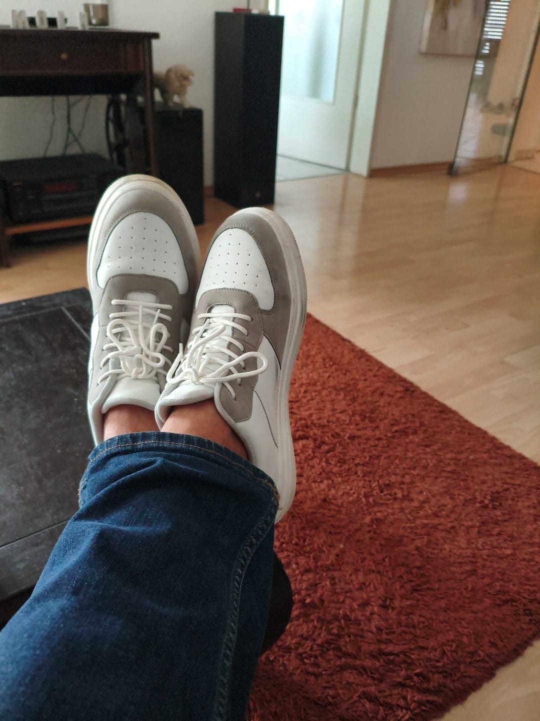 Customer photo review of ELEVATESHOES GREY STREET