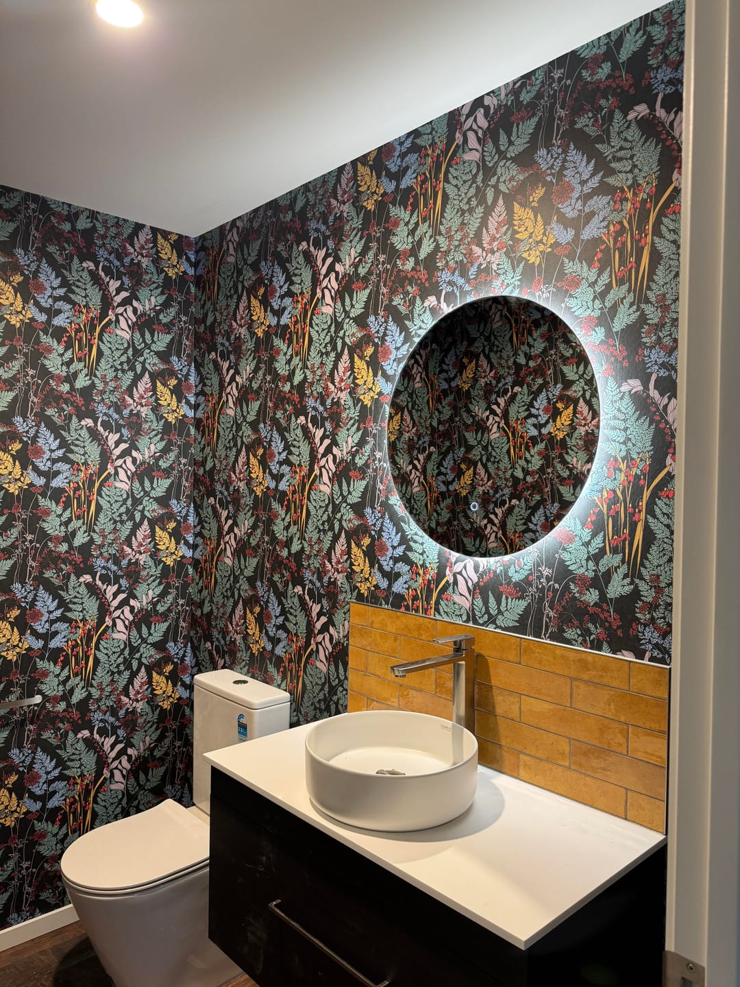 Customer photo review of Floral Wallpaper - Black