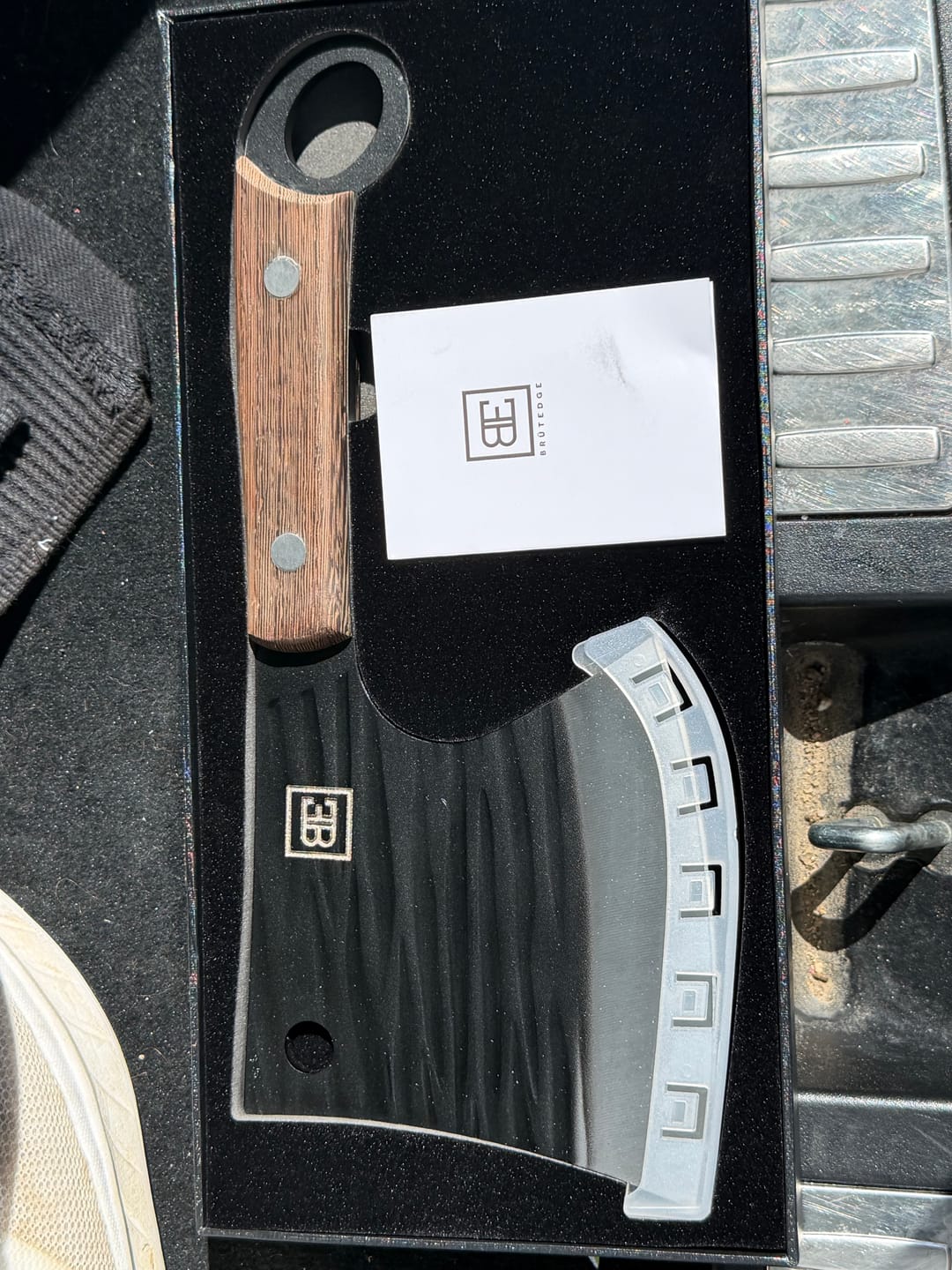 Customer photo review of BRÜTEDGE™ BUTCHER KNIFE