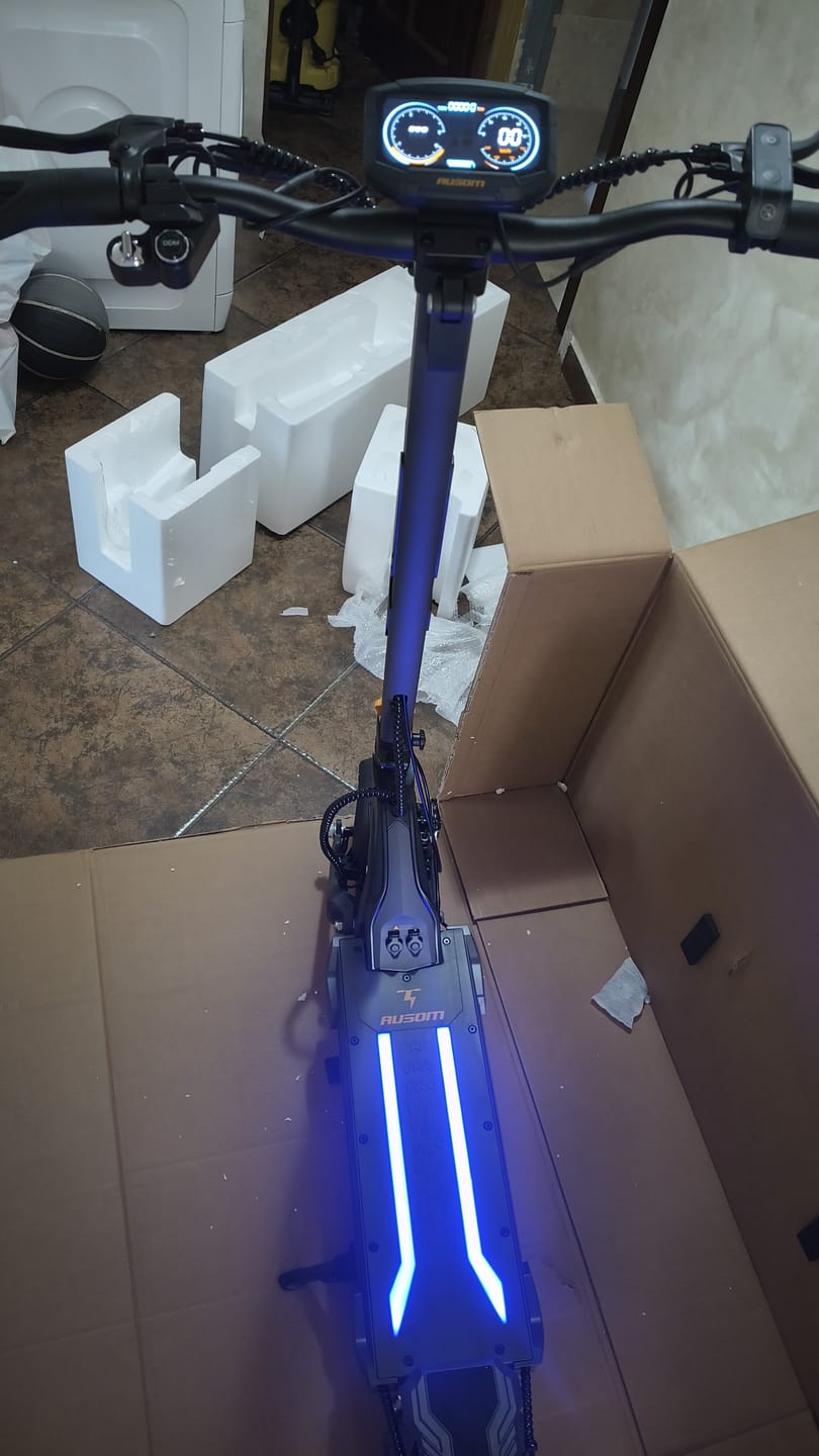 Customer photo review of Ausom L2 Max Dual Motor E-scooter