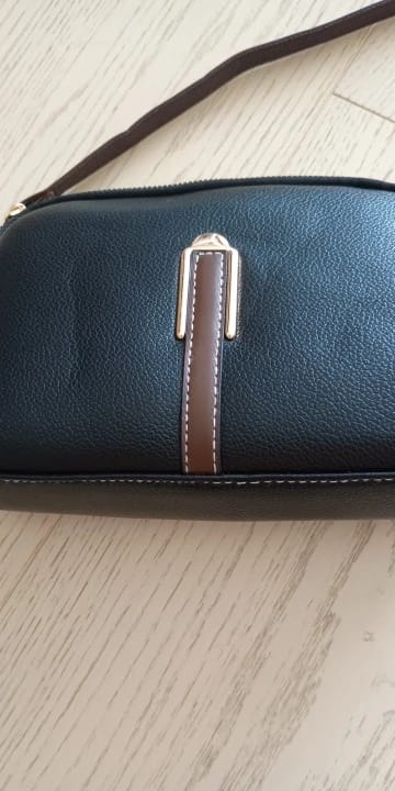 Customer photo review of Charlotte | Women's Leather Crossbody Bag