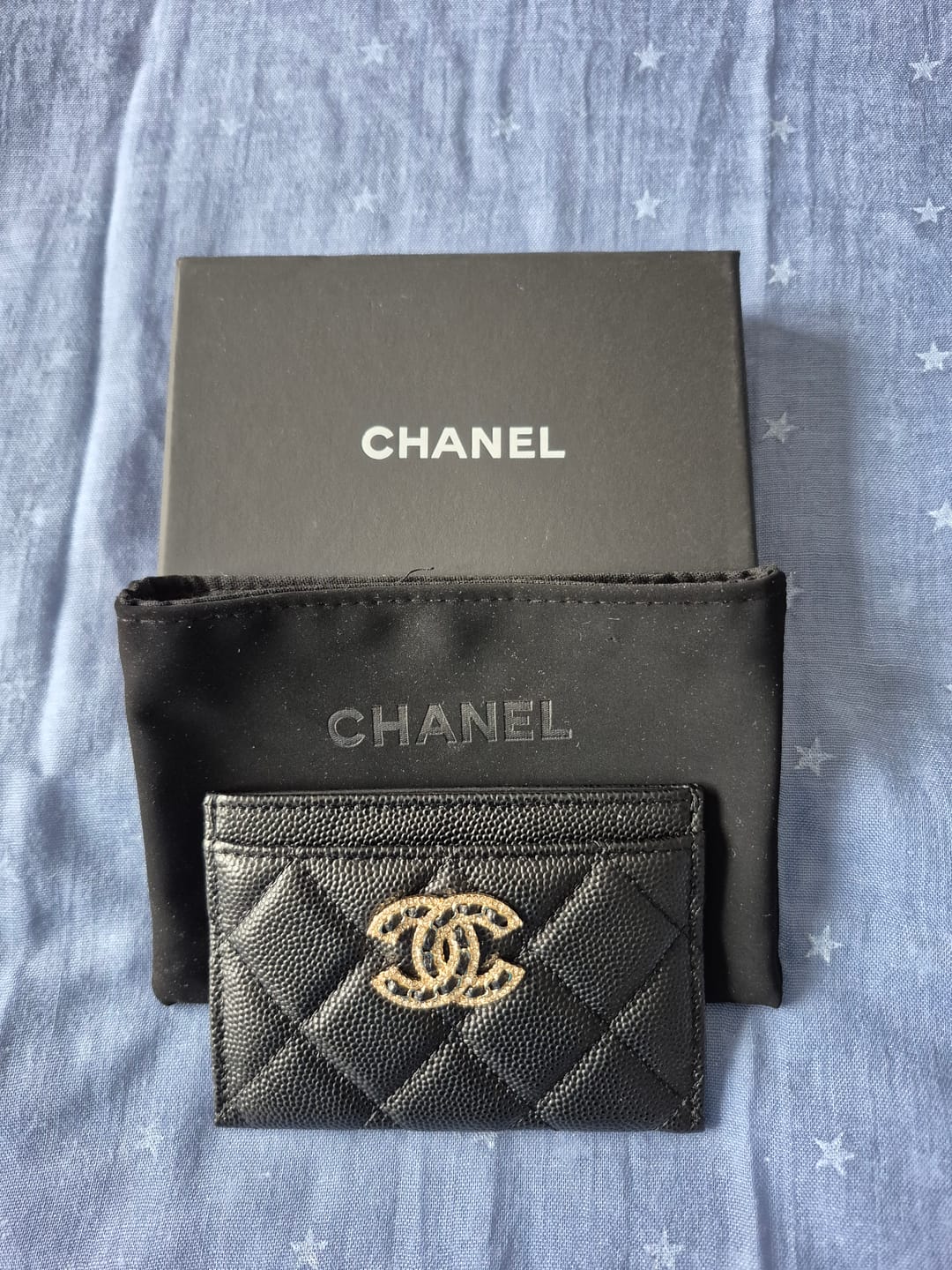 Customer photo review of cc card holder 11cm black caviar light gold hardware
