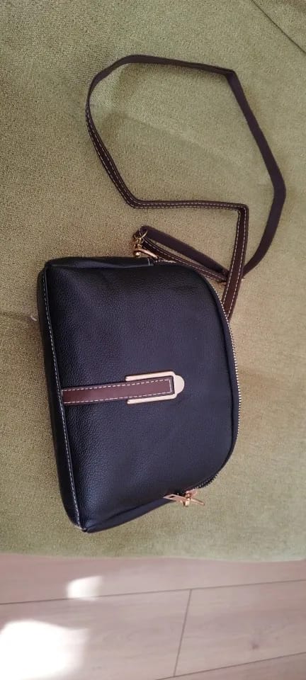 Customer photo review of Charlotte | Women's Leather Crossbody Bag