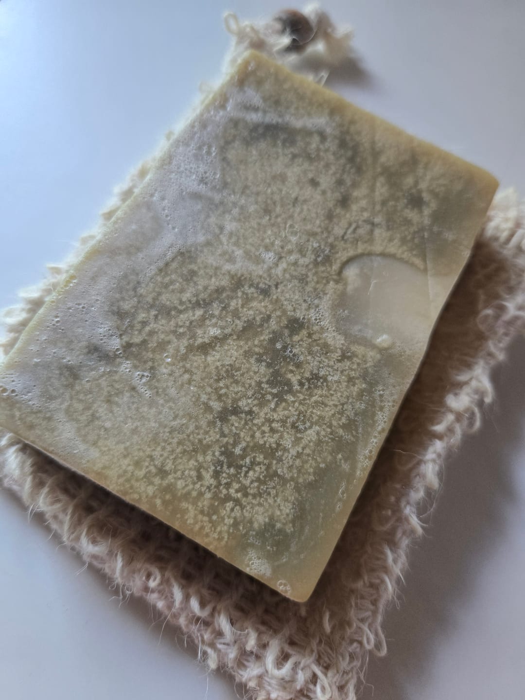Customer photo review of 8% Lùmea Verde Haarseife (Sommer-Klärung & Frische)