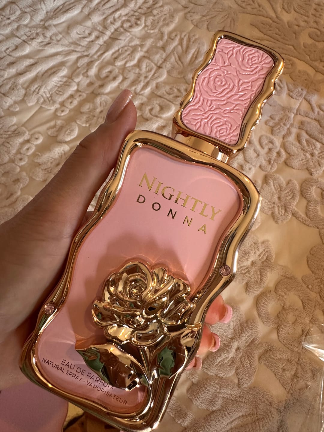 Customer photo review of PERFUME NIGHTLY DONNA LE BONHEUR - 100ML