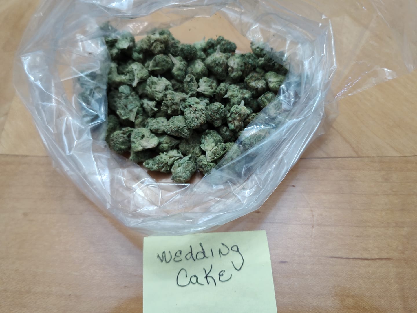 Customer photo review of Wedding Cake - 14 Grams Minis - Indica