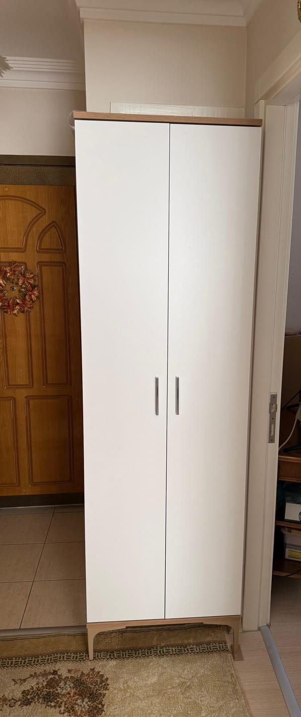 Customer photo review of Rani EA116 Ayakkabılık Portmanto 7 Raflı Çok Amaçlı Dolap Sepet Ceviz - Beyaz