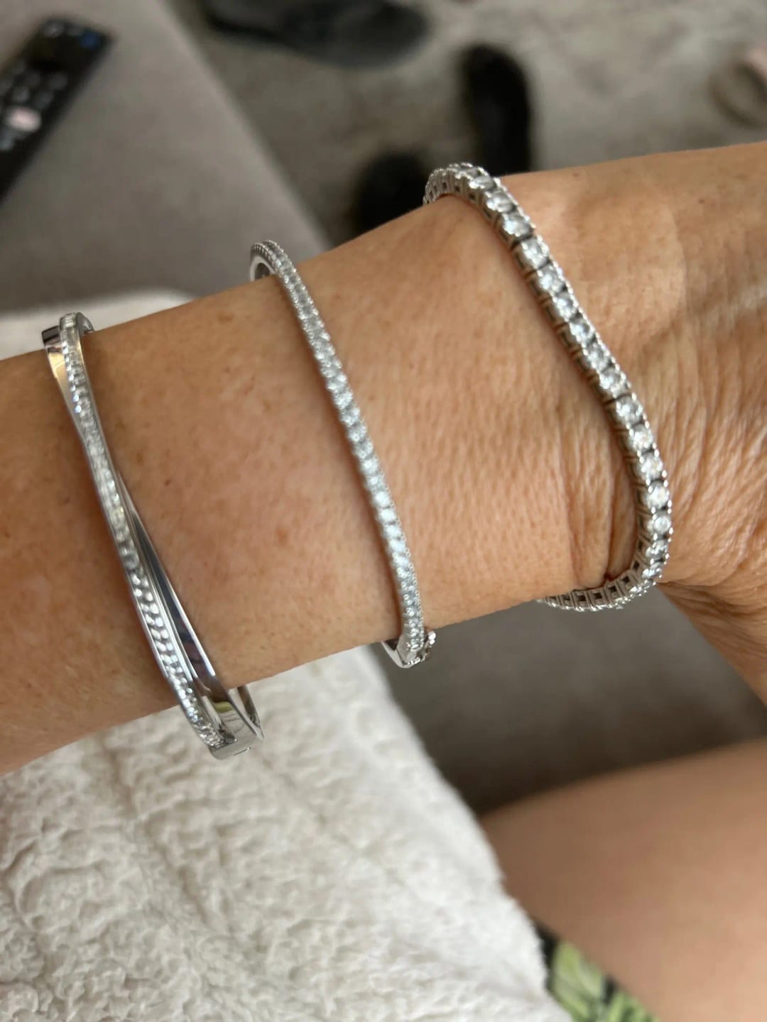 Customer photo review of THE TWIST & GLOW BANGLE