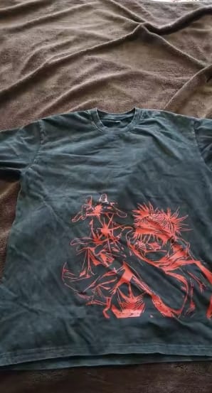 Customer photo review of Shinazugawa Sanemi Demon Slayer Tshirt