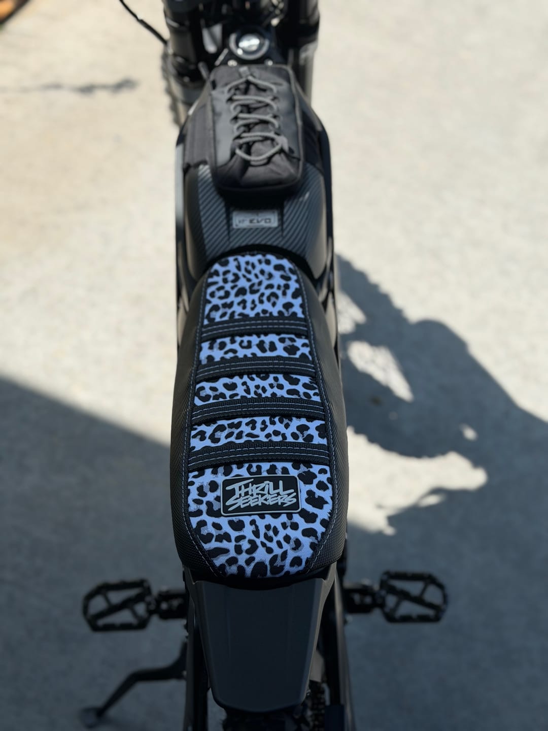 Customer photo review of Custom Seat Cover: 79Bike Falcon Pro