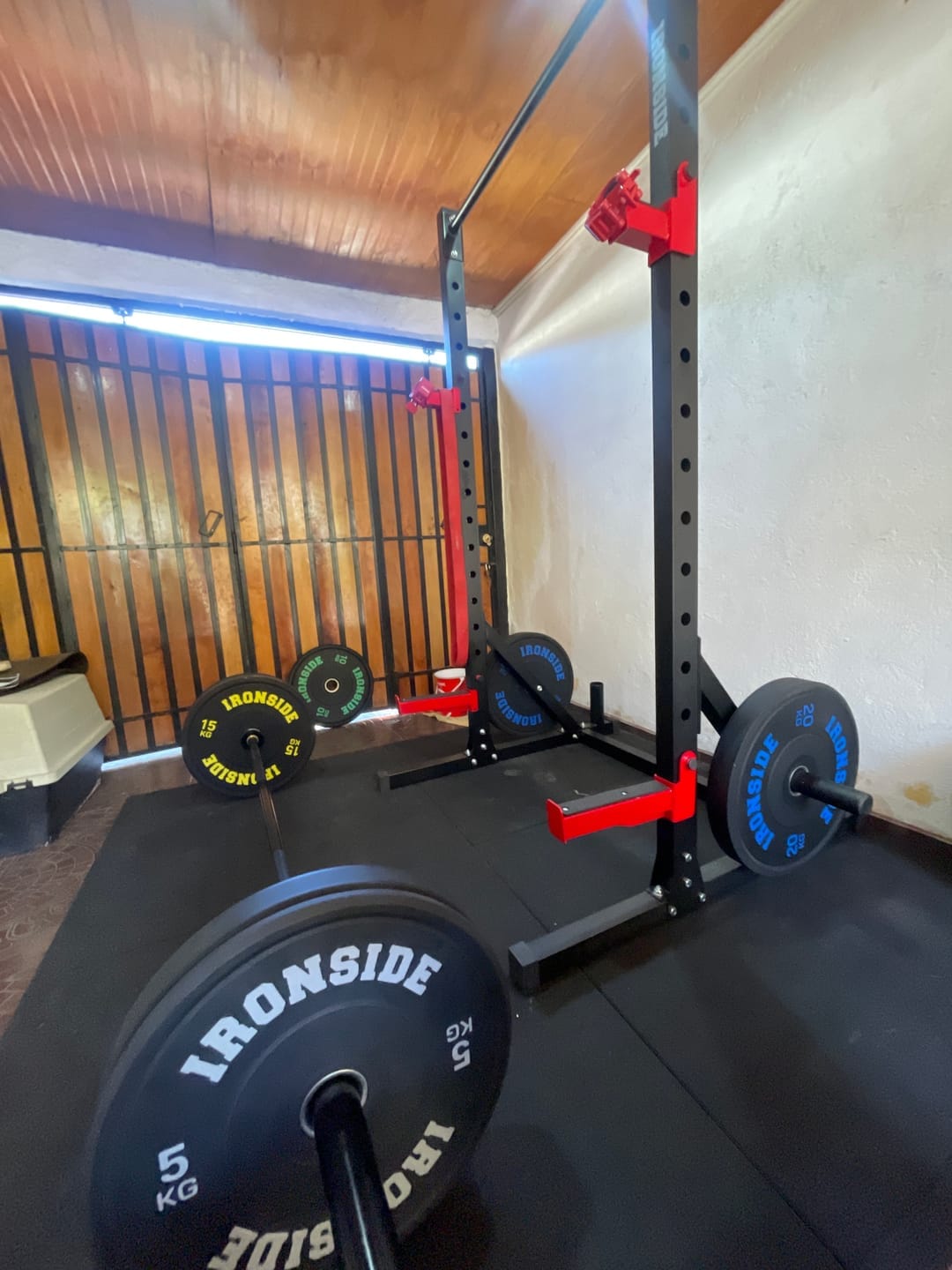 Customer photo review of Olympic Barbell & Plate Set - Phoenix 45 lb + 260 lb - IRONSIDE