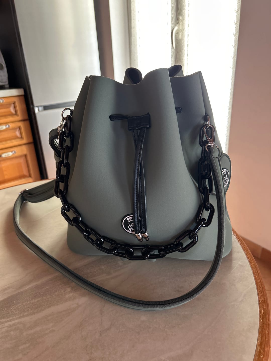 Customer photo review of Borsa a Secchiello Diana (Olive Green)
