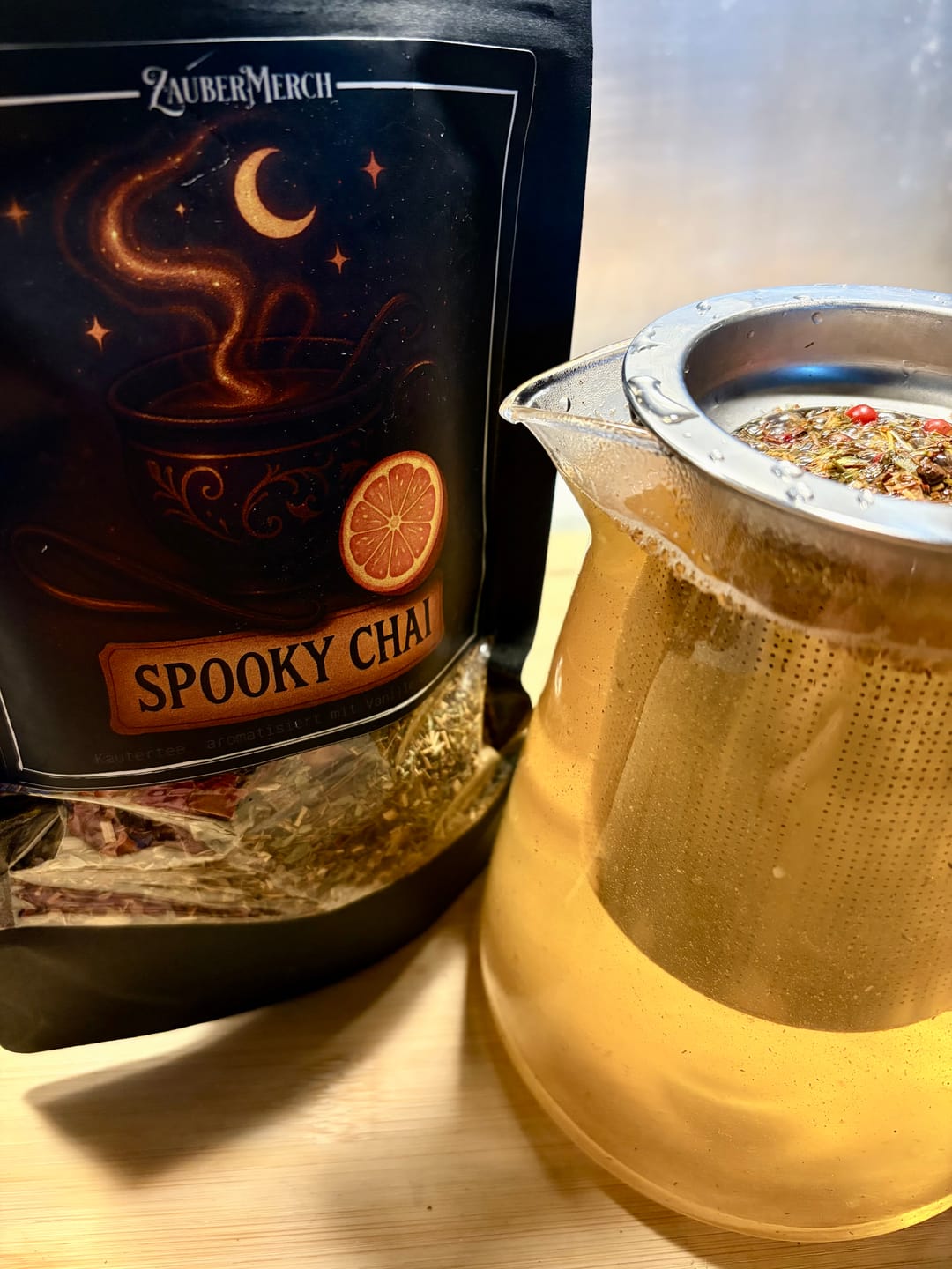Customer photo review of Spooky Chai – Kräutertee mit Vanille-Orange-Geschmack | Halloween Tee
