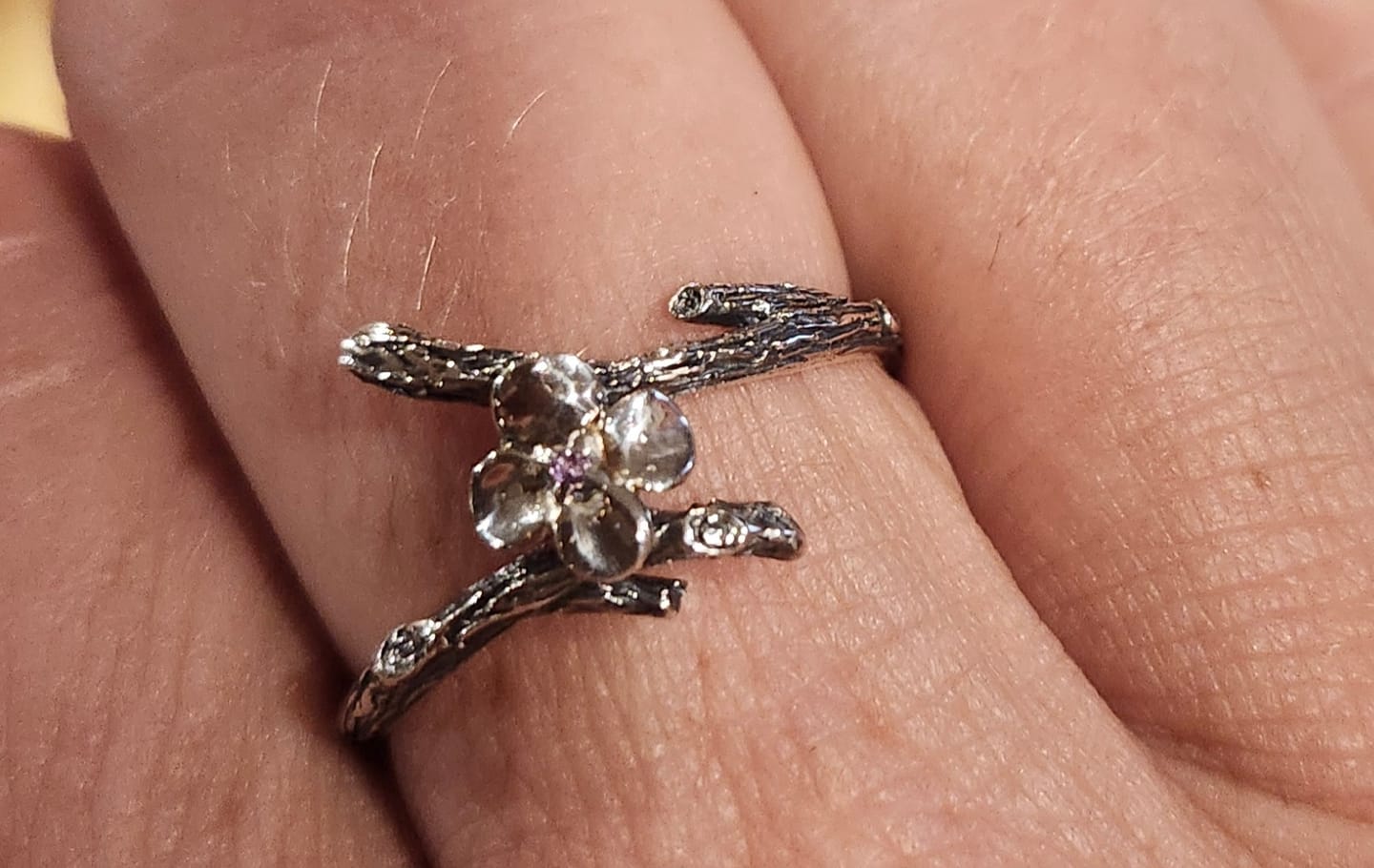 Customer photo review of Dainty Quatrefoil flower Ring with Emerald and tiny Branch
