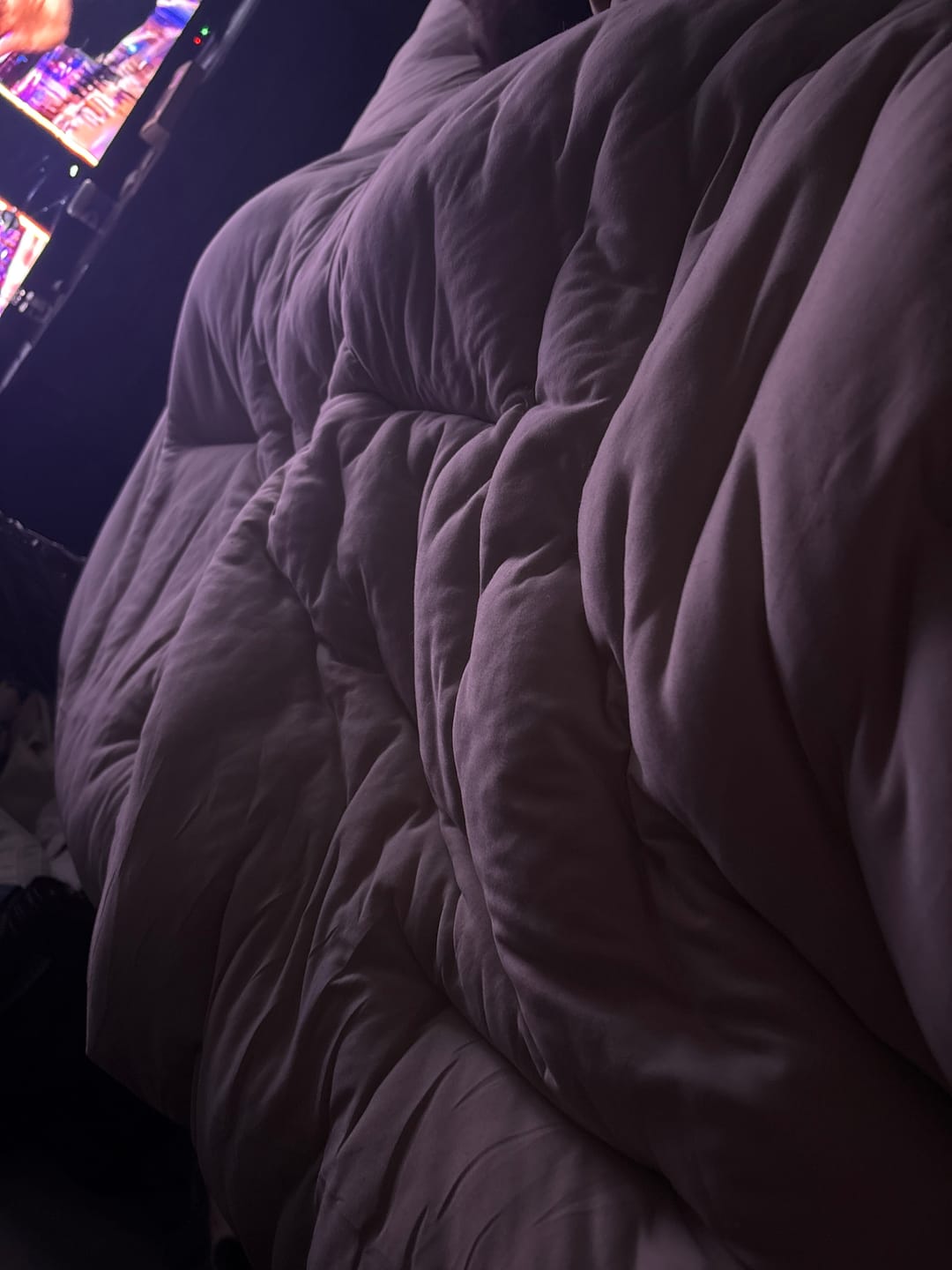 Customer photo review of MarshMellow Comforter