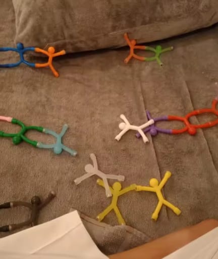 Customer photo review of Figuras Magnéticas Conectables