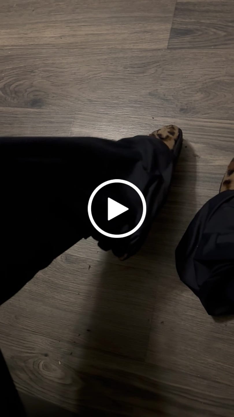 Customer video review of EVERYDAY PANT