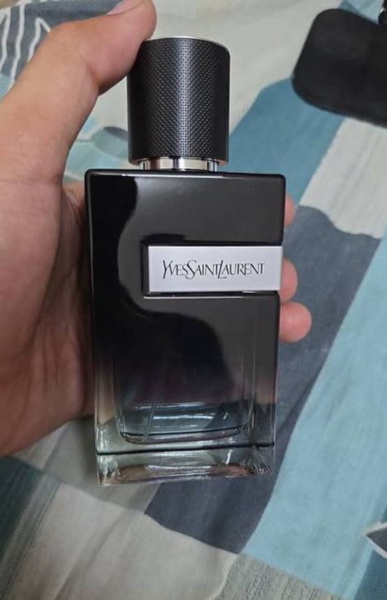 Customer photo review of COLOGNE SUPPLIER