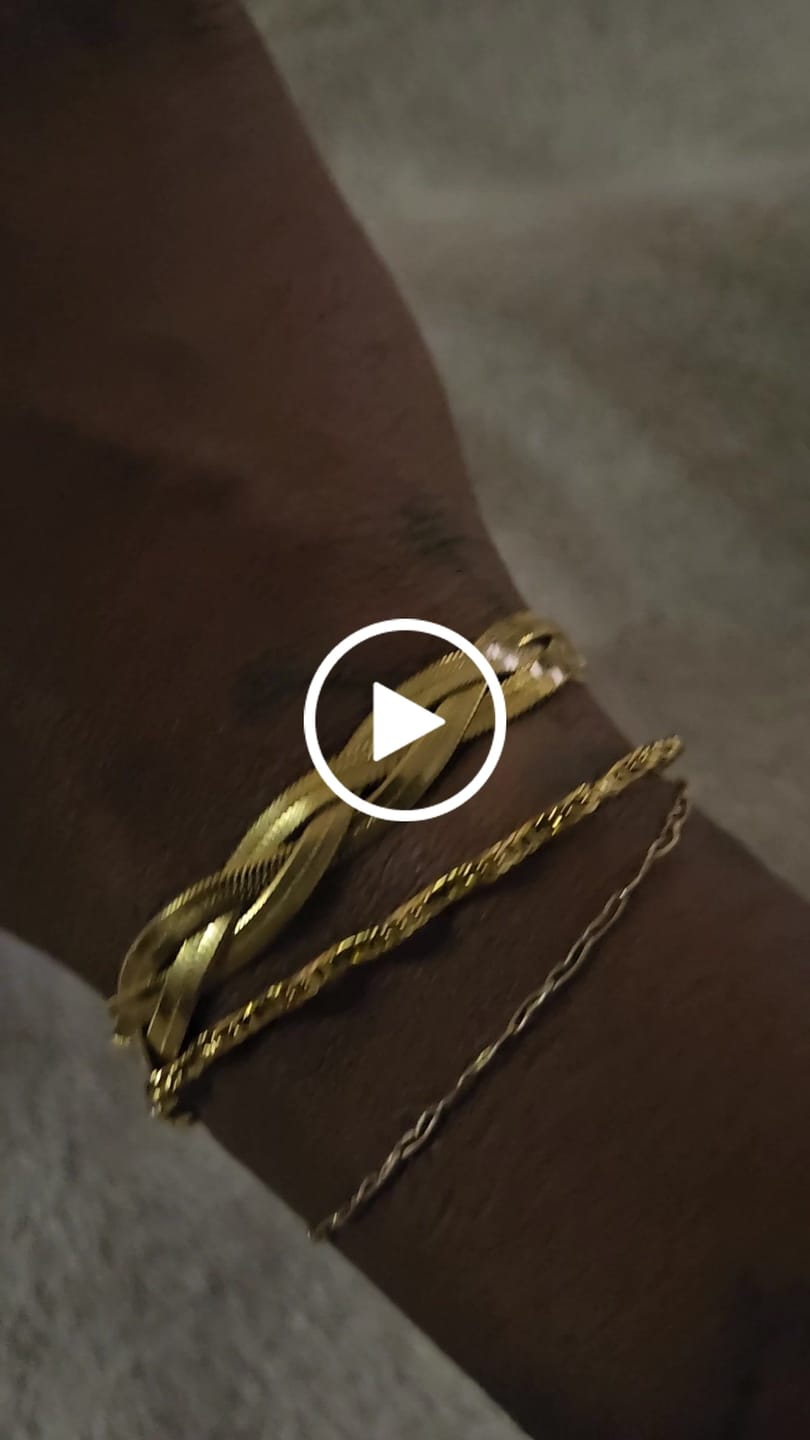 Customer video review of Serenie Braclet (Bundle)