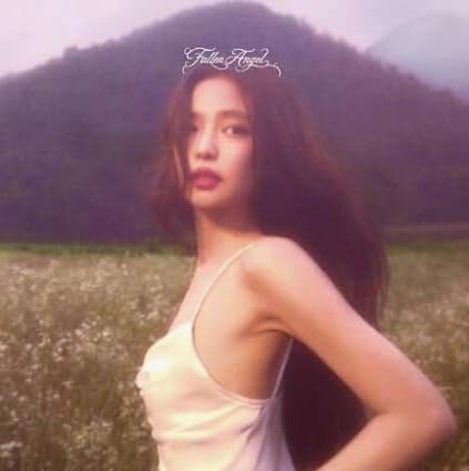 Customer photo review of [SET] JENNIE - EP [Fallen Angel] / GIFT