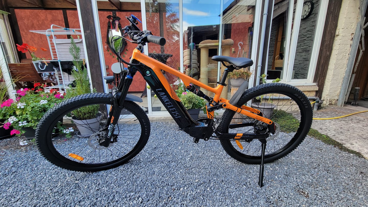 Customer photo review of Lankeleisi MG600 Pro 250W 29" Trails E-Mountain Bike 150/130 mm Full Suspension EMTB 960Wh Battery