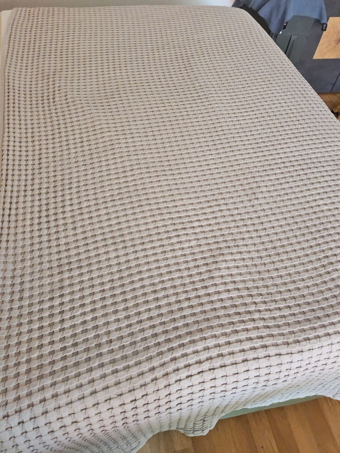 Customer photo review of Waffelmuster Baumwolle Piqué Tagesdecke