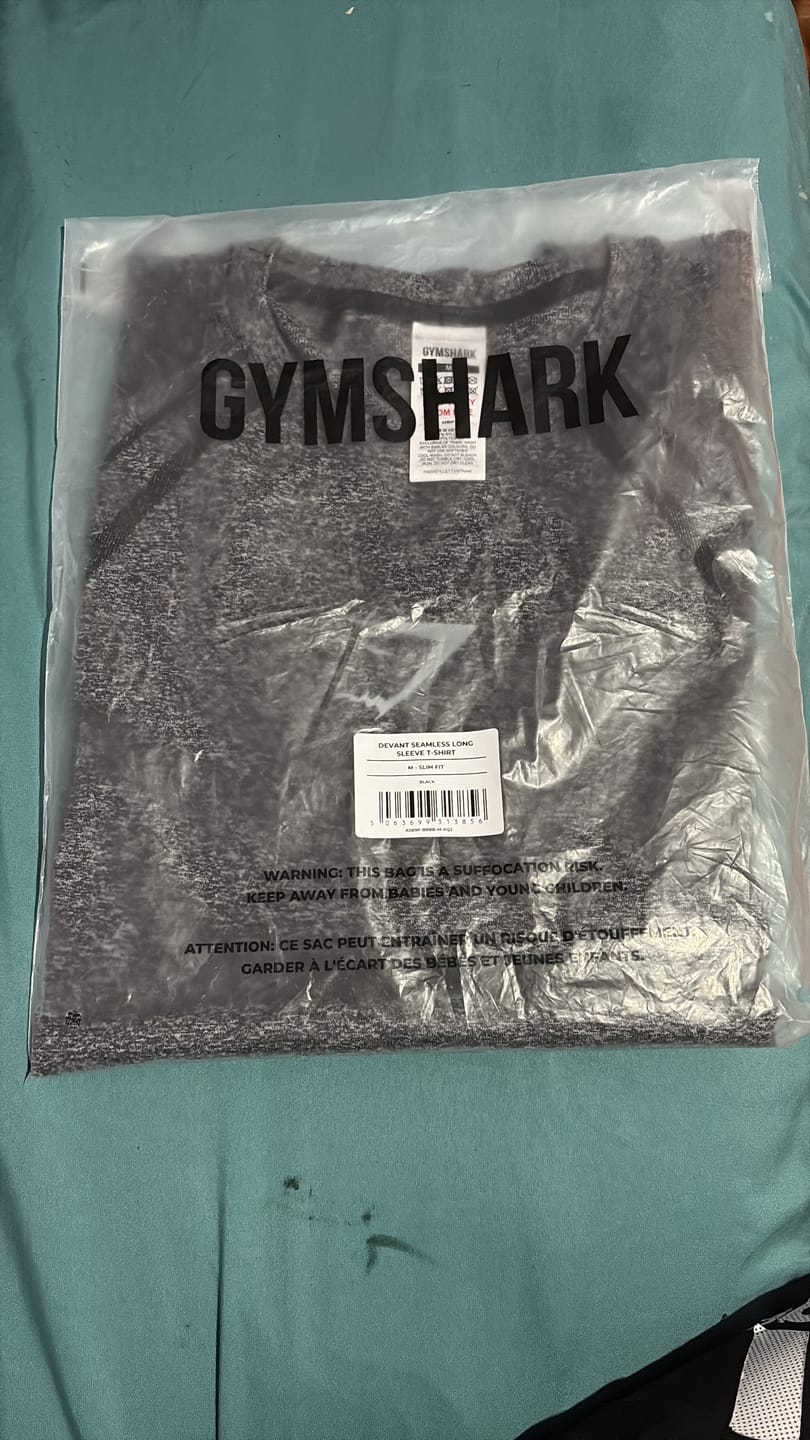 Customer photo review of DEVANT SEAMLESS LONG SLEEVE