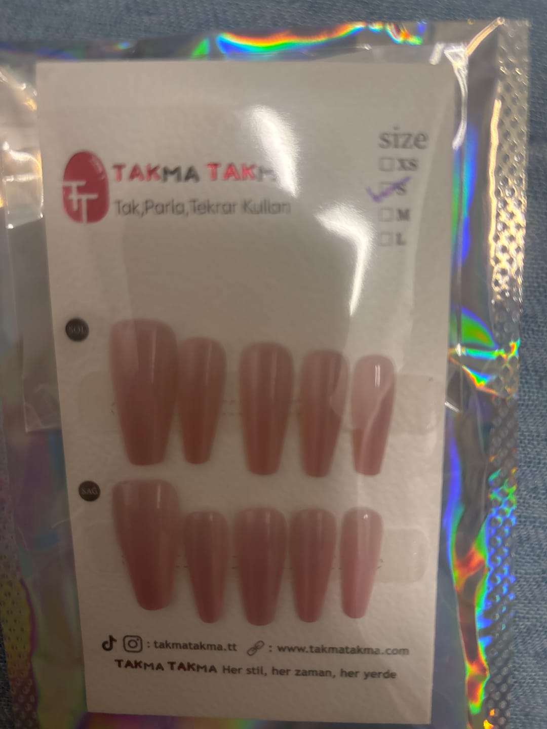 Customer photo review of 10'lu Pembe Kısa Balerin TT1175 Tekrar Kullanılabilir El Yapımı Protez Takma Tırnak