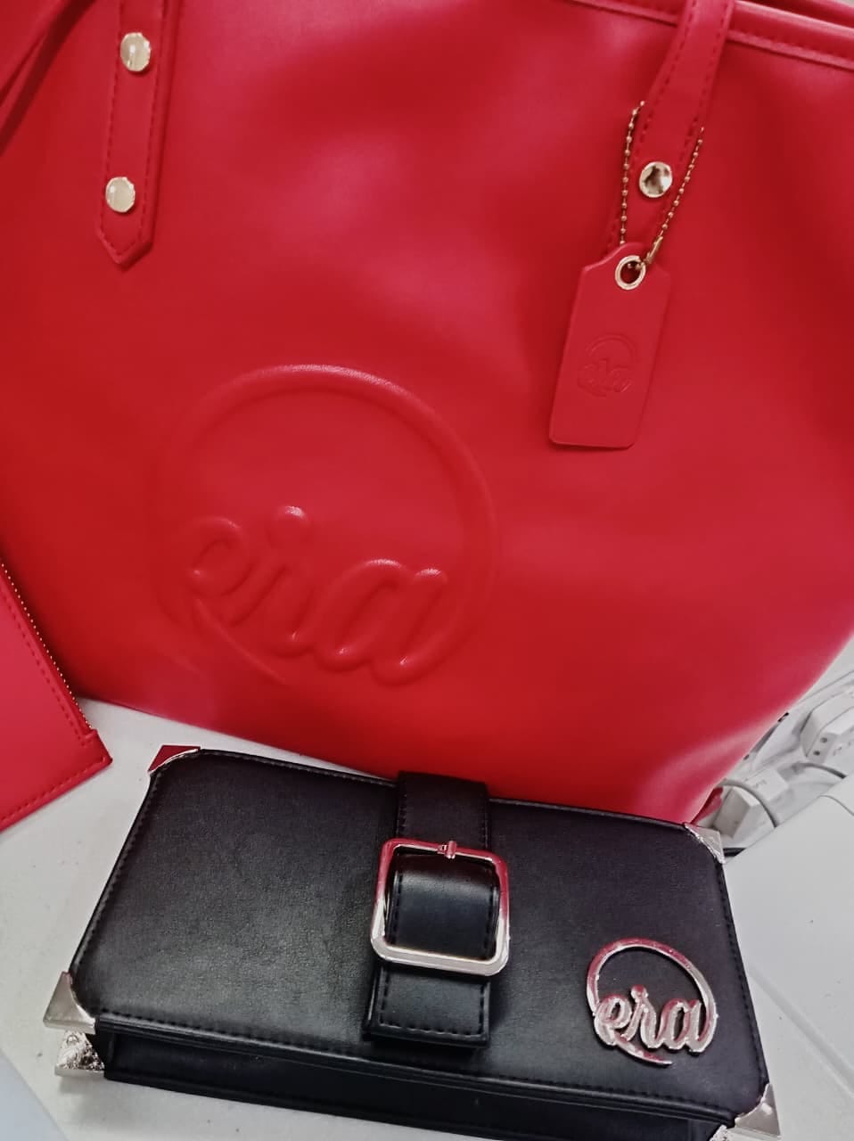 Customer photo review of Black ERA Signature Wallet