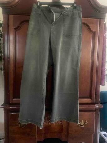 Customer photo review of Women's Wide Leg Denim Jeans