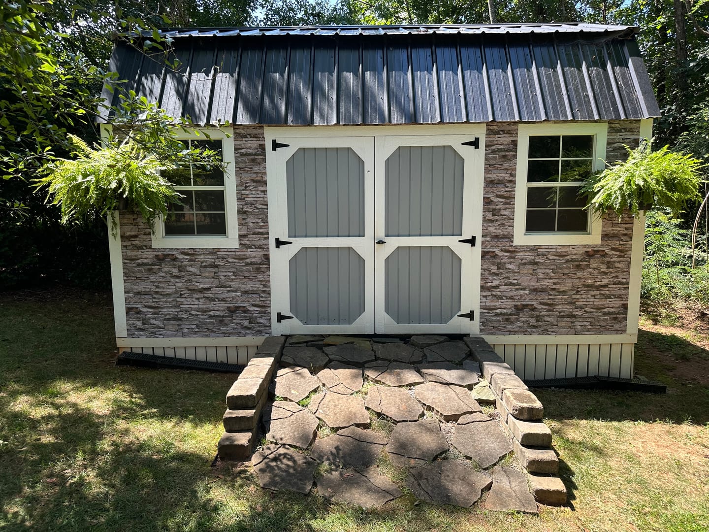 Customer photo review of Gemstone 3D Faux Stone Wall Panel – Decorative Styrofoam Stone Effect