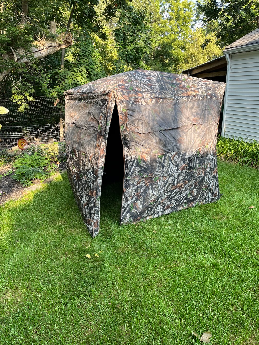 Customer photo review of OptiVue 360° Ultra-HD See-Through Hunting Blind with 90° Full-Access Door