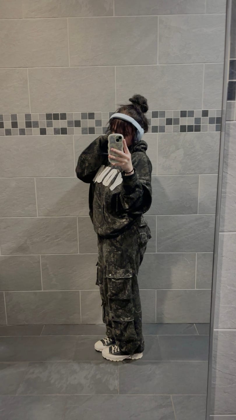 Customer photo review of W251 Hunting Season Cargo Joggers