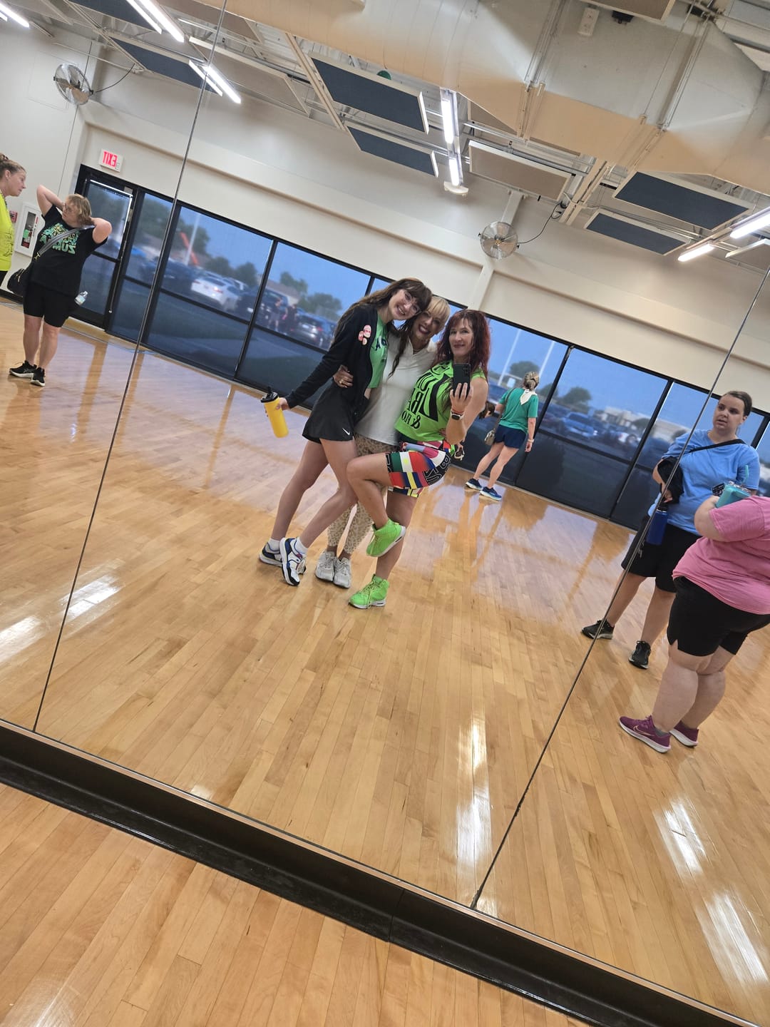 Customer photo review of Dale-Z Loose Muscle Tank