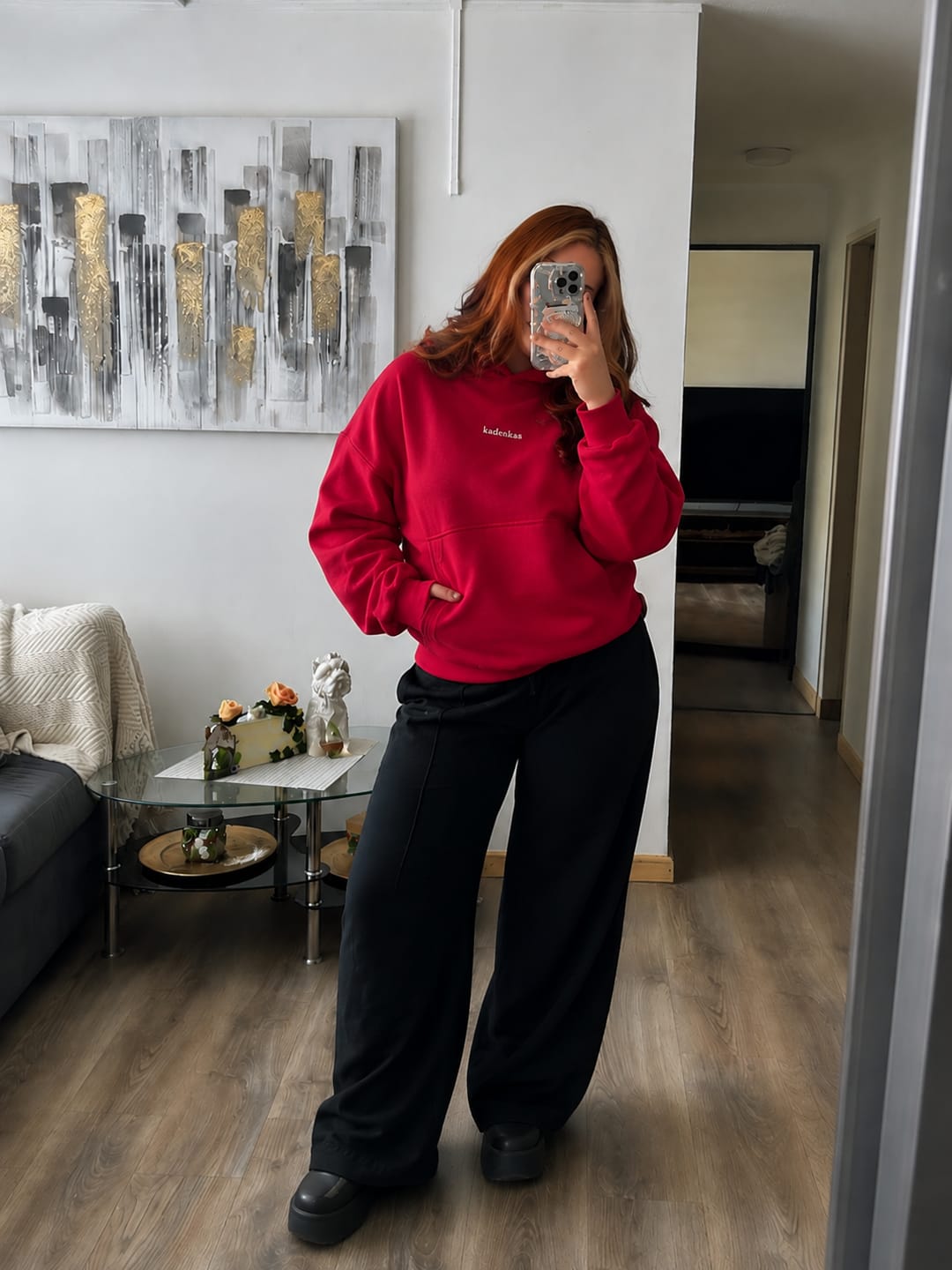 Customer photo review of POLERÓN HOODIE ROJO - OVERSIZE CON GORRO LOGO Y ESPALDA BORDADO