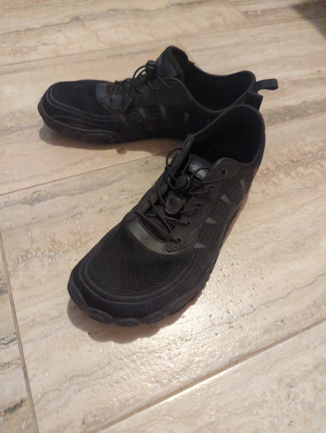 Customer photo review of WolfPaw - Scarpe Barefoot