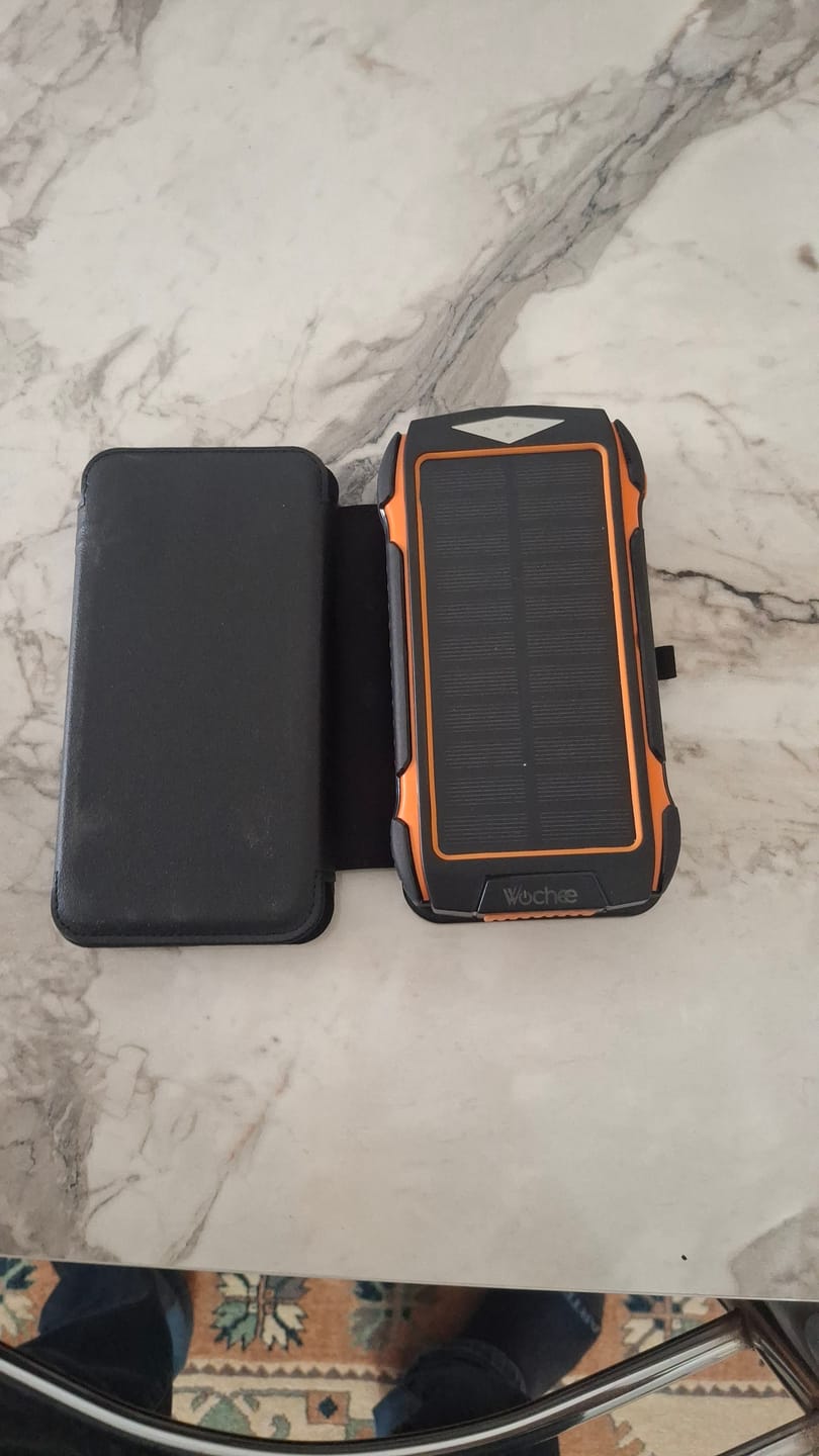 Customer photo review of Wochee XCore Ultimate 6+1 Solar Powerbank