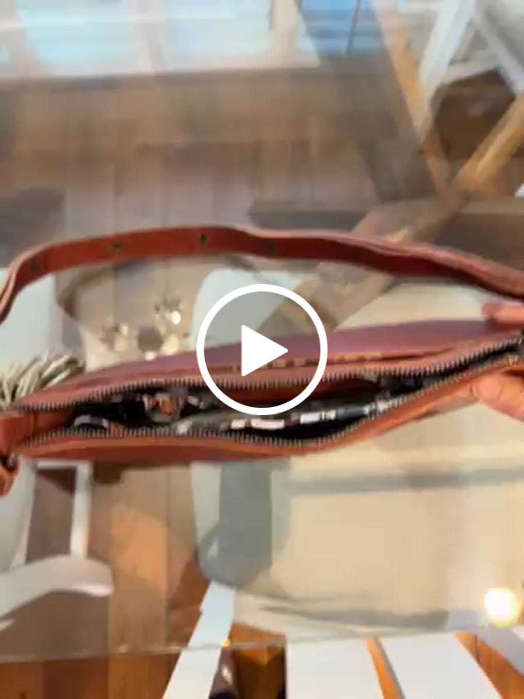 Customer video review of Fawn Daily Wallet