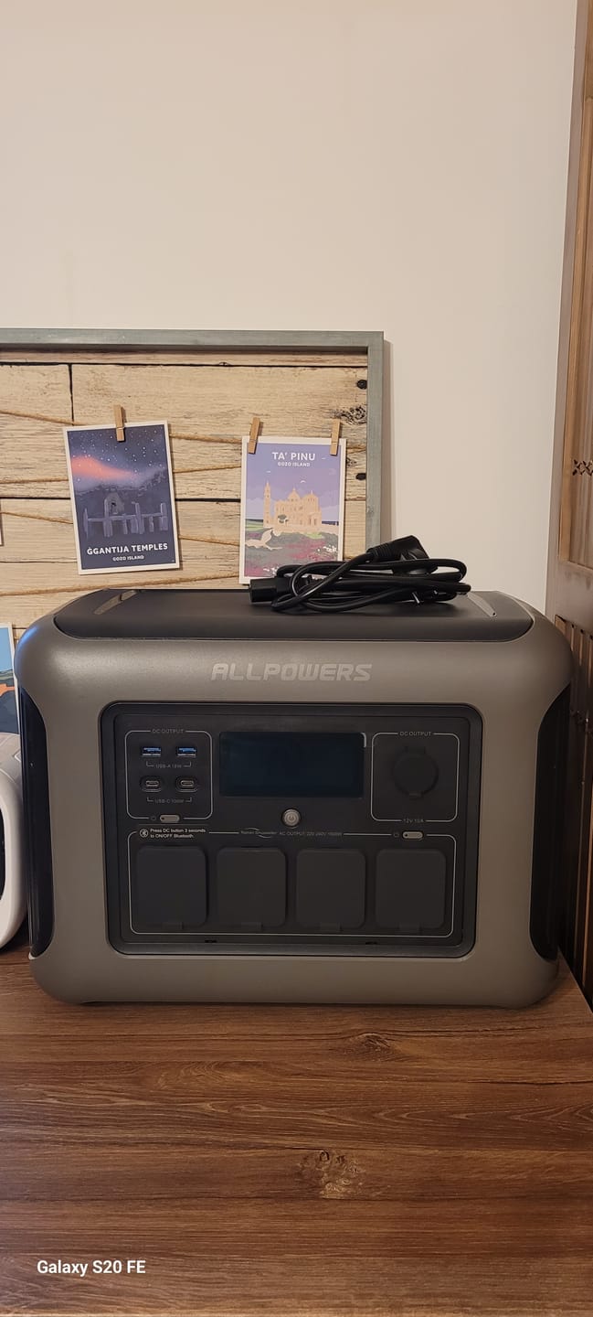 Customer photo review of ALLPOWERS 1600W Générateur Solaire R1500 LITE avec SOLAX SE200 PV200W