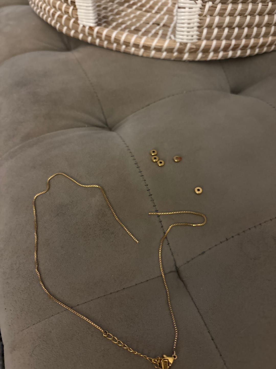 Customer photo review of Rondelle - Box Chain  Necklace