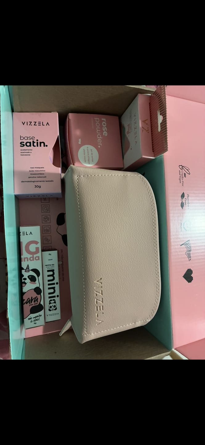 Customer photo review of Máscara Para Cílios Big No Panda Vizzela - Preta
